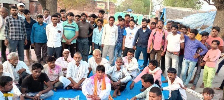Rajasthan Breaking: धौलपुर के रूपसपुर में ग्रामीणों ने लोकसभा चुनाव का किया बहिष्कार