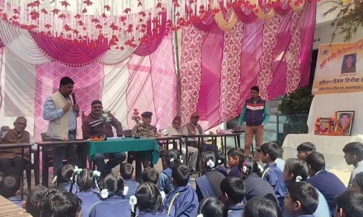 Tehri Uttarakhand : शहीद विनोद पाल बिष्ट की पुण्य तिथि पर बलिदान दिवस का आयोजन 2 135 1