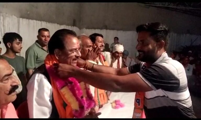 Uttarakhand BJP : घर घर पहुँच रही है भाजपा....