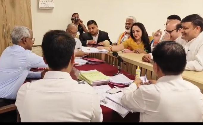 Hema Malini Filed Nomination : सांसद हेमा मालिनी ने किया नामांकन दाखिल