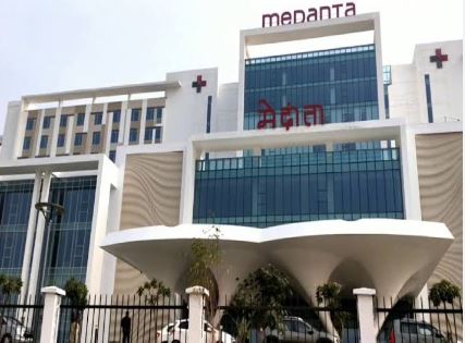 UP Medanta Hospital : कैबिनेट मंत्री ओमप्रकाश राजभर ने खोली चिकित्सा व्यवस्था की पोल, जानें मामला