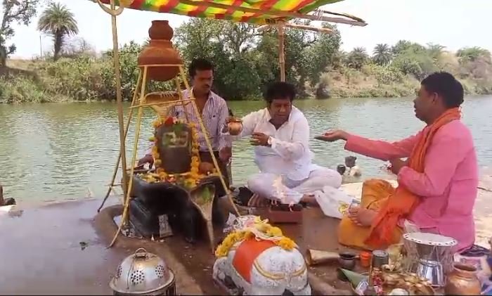 Vidisha MP News : भीषण गर्मी से देश भर में मचा हैं त्राहि- माम....सूर्य भगवान को मनाने हवन यज्ञ