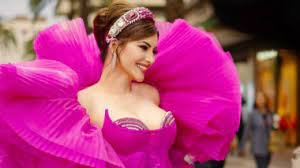 Cannes Festival 2024 : कान्स फिल्म फेस्टिवल में उर्वशी रौतेला का जलवा, गुलाबी सेक्सी ड्रेस में बरपाया कहर...देखें फोटोज 2 Cannes Festival 2024