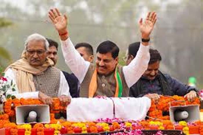 UP Maharajganj News