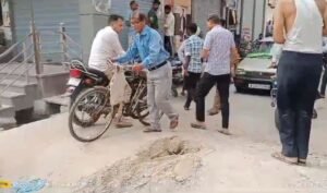 Alwar Rajasthan Corruption : मनमानी तरीके से चल रहा भ्रष्टाचार का खेल...वीडियो 2 Alwar Rajasthan Corruption : मनमानी तरीके से चल रहा भ्रष्टाचार का खेल...वीडियो