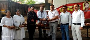 Chhattisgarh News : बेजुबान पशु पक्षियों को थोड़ा दाना, थोड़ा पानी दें, इस भीषण गर्मी से उन्हें भी थोड़ी राहत दें....