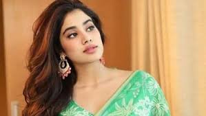 Bollywood News : एक्ट्रेस जान्हवी कपूर ने किया बड़ा खुलासा....जानें मामला 
