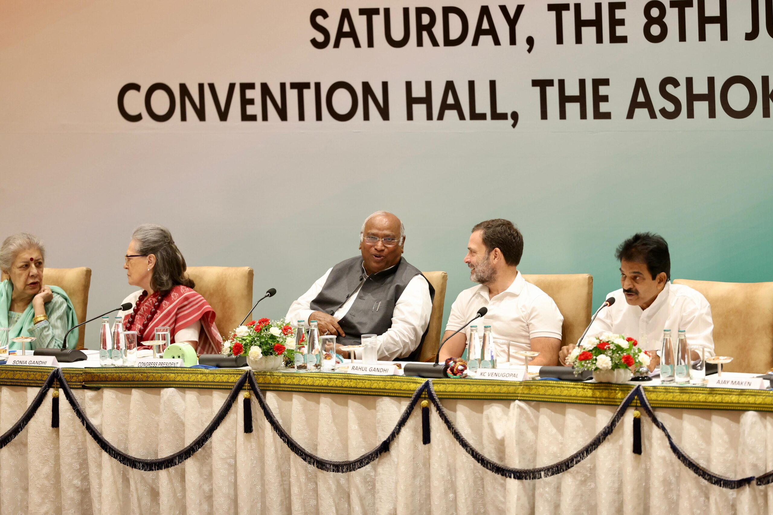 Congress CWC Meeting : कांग्रेस सीडब्ल्यूसी बैठक समाप्त…जानें क्या रहा खास