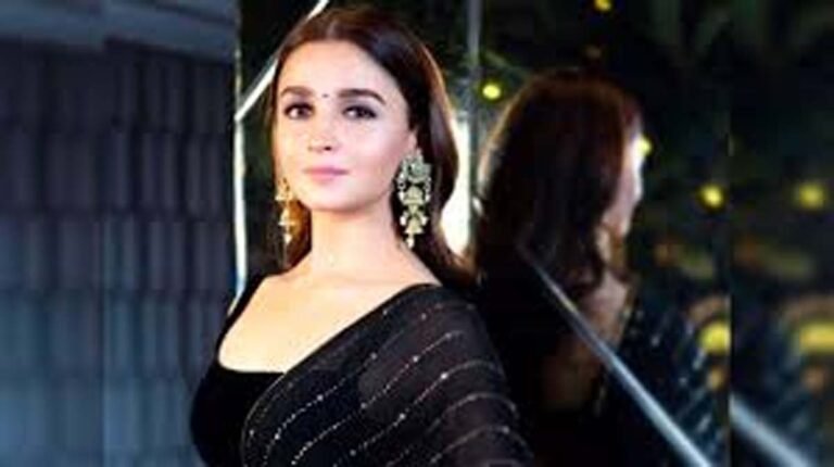 Bollywood News : अभिनेत्री आलिया भट्ट की नई फिल्म "गिरिजा" कब देगी सिनेमाघरों में दस्तक...जानें