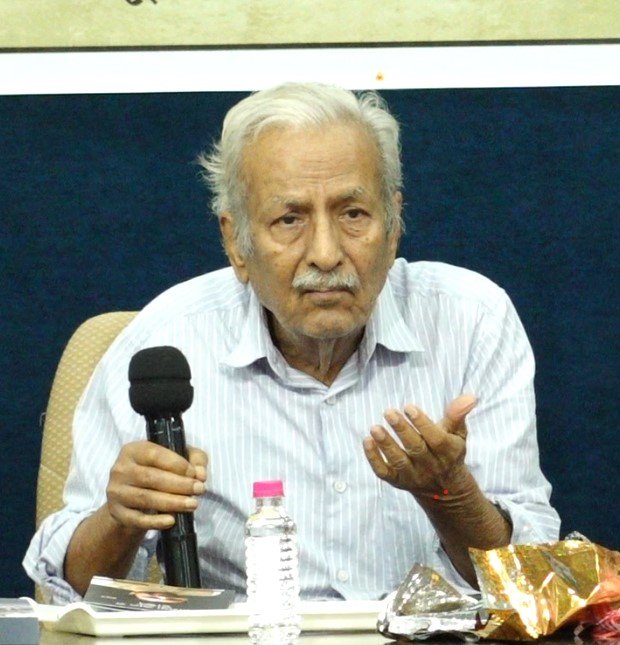 Book Launch Ceremony:- "तो भी बास सुवास" सुभाष मिश्र की पत्रकारिता एवं रंगमंच पर केंद्रित चार पुस्तकों का विमोचन, 3 WhatsApp Image 2024 06 22 at 19.06.26