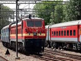 Train Cancel List : रेल यात्रियों की परेशानी लगातार जारी, SECR की 11 ट्रेनें फिर रद्द...सूची पर एक नज़र