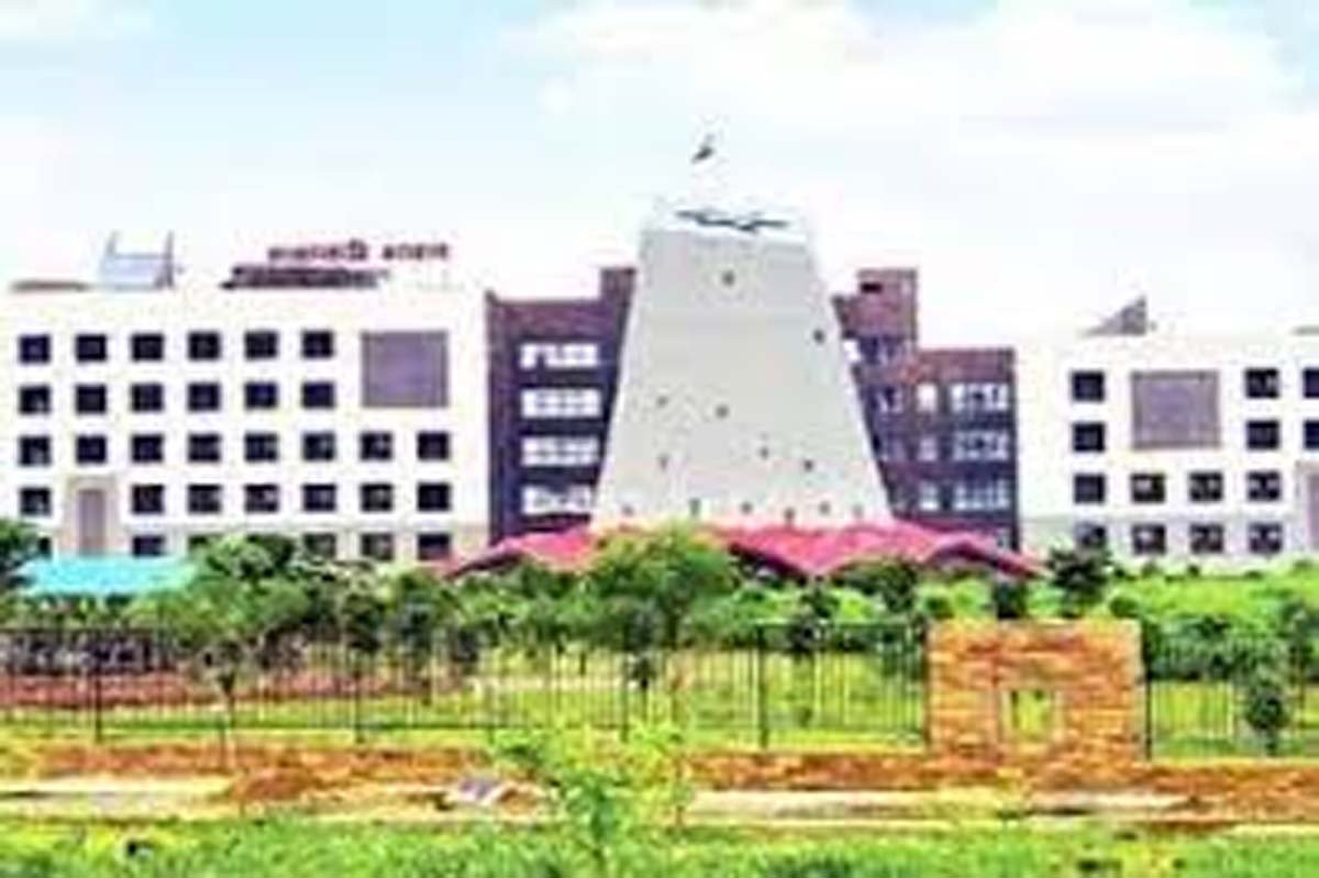 CG Transfer News: Secretariat service officers and employees transferred at Mantralaya Mahanadi Bhawan