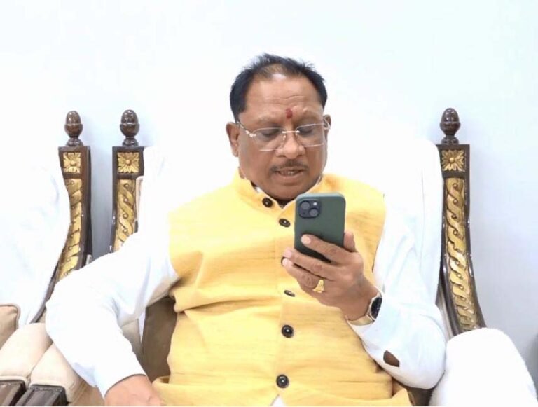 जादू टोना के शक में हत्या मामले में पीड़ित परिवार को 10 लाख रूपए देने की घोषणा