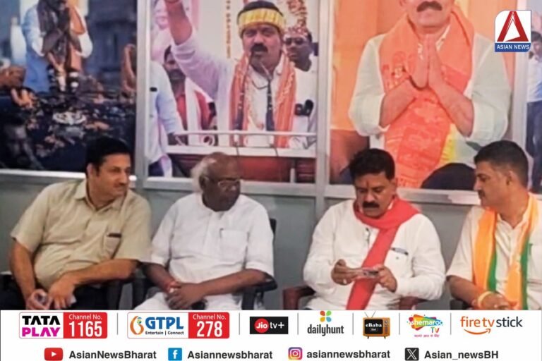 Raipur Chhattisgarh : डिप्टी सीएम विजय शर्मा ने की नक्सल पीड़ित परिवारों से की मुलाकात