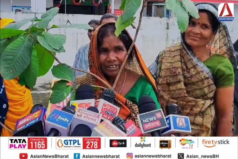 अनोखा मामला : पेड़ की डाल लेकर शिकायत करने थाने पहुंची महिला...जानें पूरा मामला