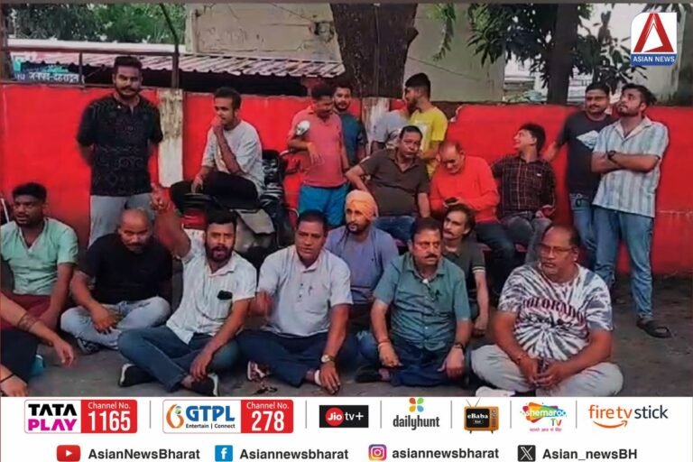 4 भाजपा नेताओं पर जानलेवा हमला, मुकदमा दर्ज कराने भाजपा को अपनी ही सरकार के खिलाफ देना पड़ा धरना...जानें पूरा मामला