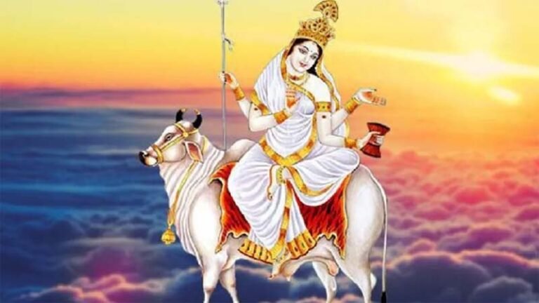 Sharadiya Navratri 2024 Day 1 : शारदीय नवरात्रि का पहला दिन, होती है मां शैल पुत्री की पूजा.....