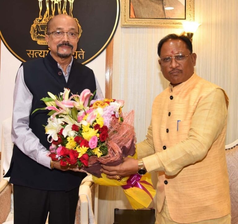 राज्यपाल रमेन डेका को सीएम साय ने दीपावली की दी शुभकामनाएं