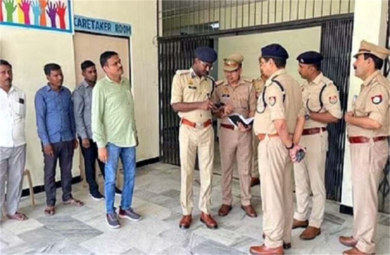 Shahjahanpur Crime News : मेडिकल कॉलेज में MBBS छात्र की खून से लथपथ मिली लाश......