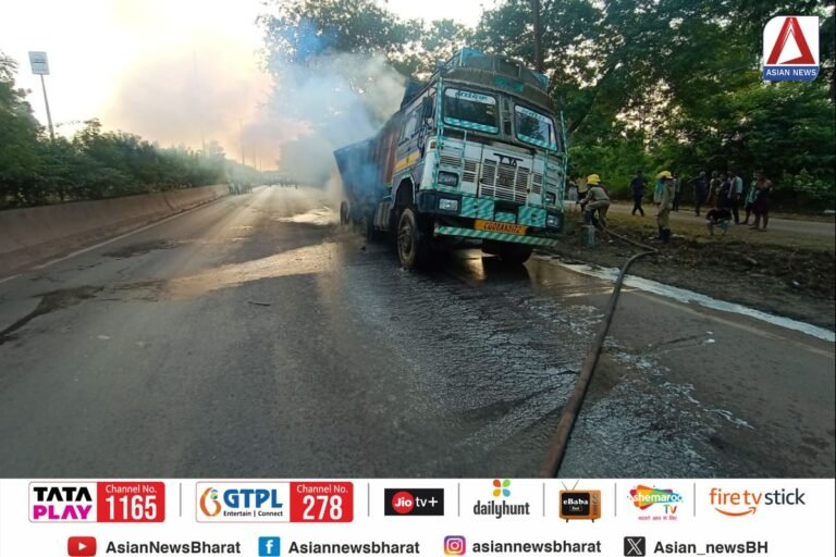 Bhilai Breaking : चलती ट्रक में लगी भीषण आग....
