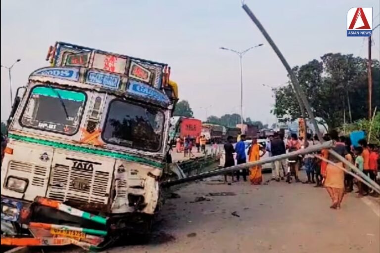 Mirzapur Accident : मिर्जापुर में भीषण सड़क हादसा, 10 की मौत 3 घायल