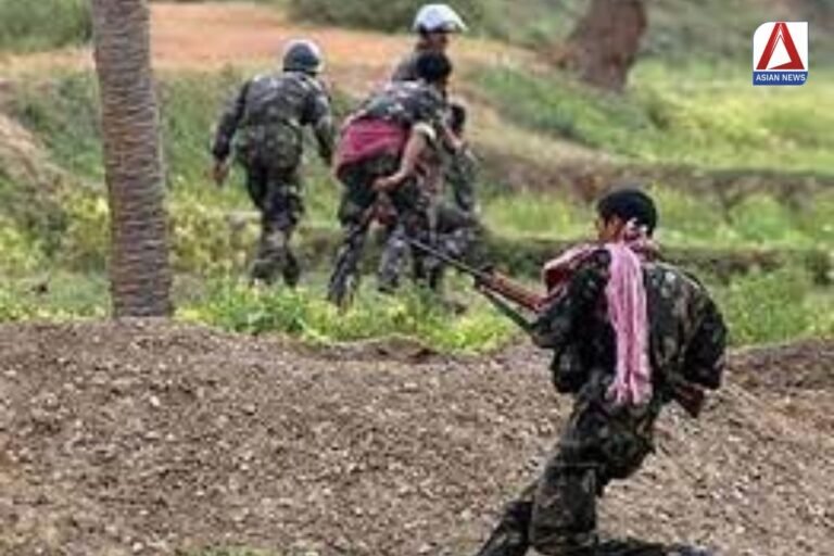 सुकमा कंगालतोंग : पुलिस नक्सलियों के बीच सुबह से रूक-रूक कर हो रही मुठभेड़, कई नक्सलियों के घायल होने की खबर