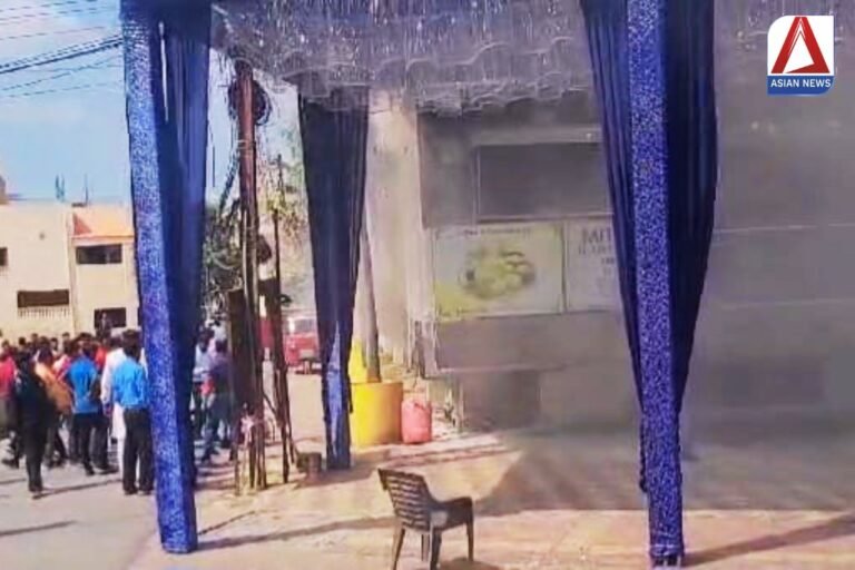 Bilaspur Breaking : मौसा जी होटल में लगी भीषण आग.....