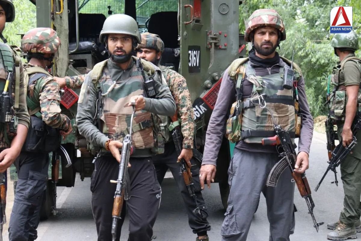 जम्मू-कश्मीर में सेना का बड़ा ऑपरेशन : अनंतनाग में 2 आतंकी ढेर