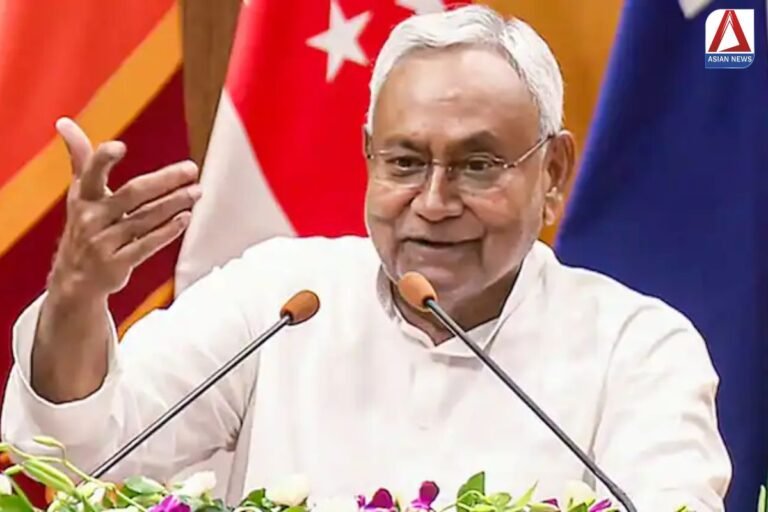 Ara Bihar News बिहार सीएम मंच पर सबके सामने बोले- अब फिर कभी...देखें वीडियो
