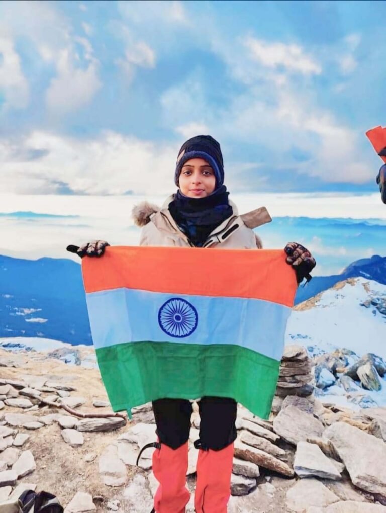 Bilaspur News : आर्थिक तंगी के जूझ रही निशा यादव का सपना अब होगा साकार...सीएम साय ने की फोन पर बात...पढ़े पूरी स्टोरी