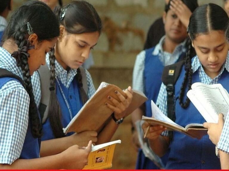CBSE 10th-12th Time Table : CBSE 10वीं-12वीं बोर्ड परीक्षा टाइम टेबल घोषित....