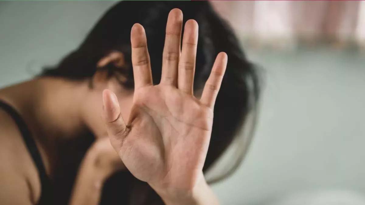 Raipur Crime News : दिनदहाड़े घर में घुसकर 26 वर्षीय युवती से हैवानियत....