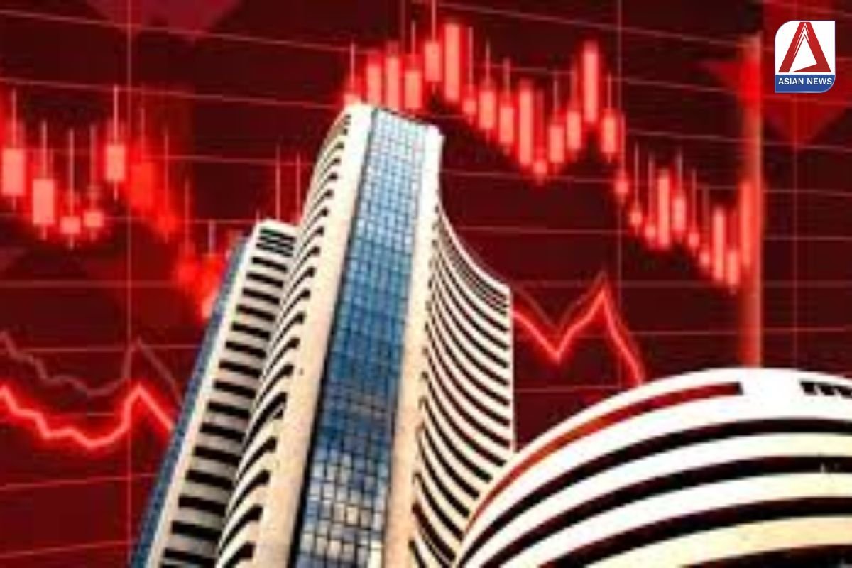 Stock Market शेयर बाजार में भूचाल, सेंसेक्स 700 अंकों पर धड़ाम...