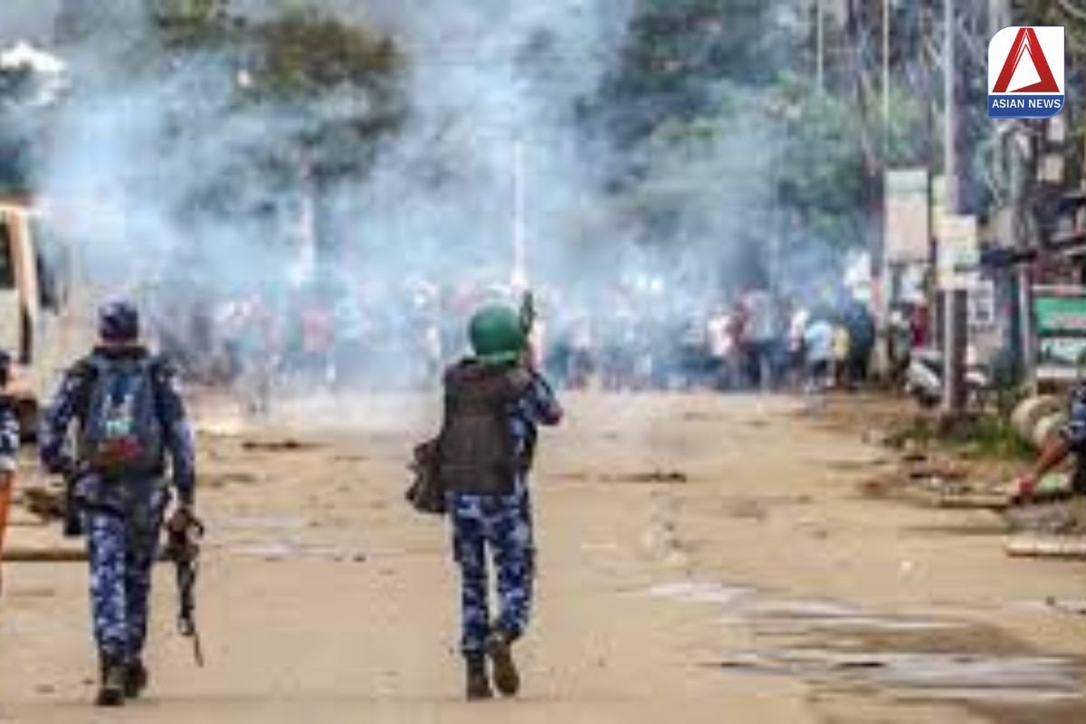 मणिपुर में कर्फ्यू वाले जिलों में स्कूल और कॉलेज अनिश्चितकाल के लिए आज से बंद"