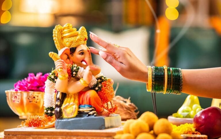 New Year 2025: गणपति की पूजा से करें साल की शुरुआत, जानिए शुभ मंत्र और विधि...