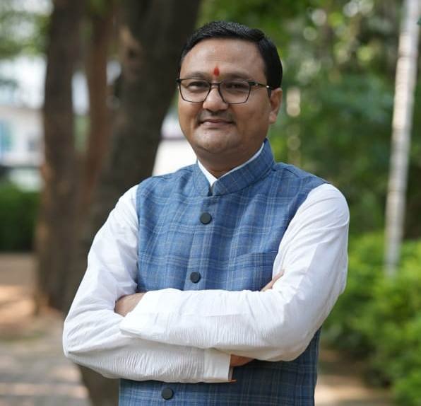 Akhil Jain will give presentation on the products of Manohar Gaushala in Wardha.