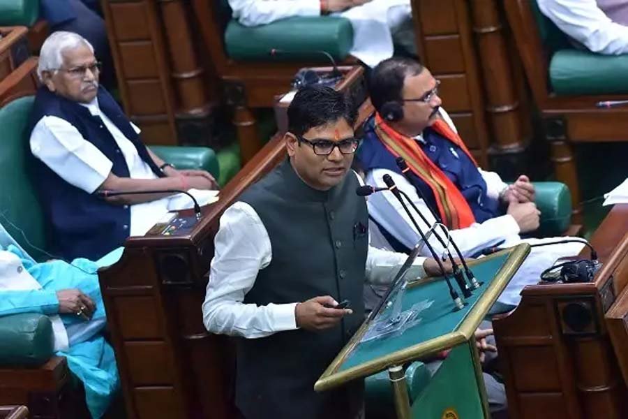 Chhattisgarh Budget 2025 : छत्तीसगढ़ का बजट बढ़ा, 805 करोड़ का दूसरा अनुपूरक बजट पारित, इन योजनाओं के लिए प्रावधान