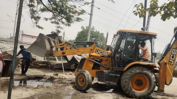 2500 हेक्टेयर वन भूमि पर अतिक्रमण ध्वस्त, करोड़ों की संपत्ति की गई नष्ट