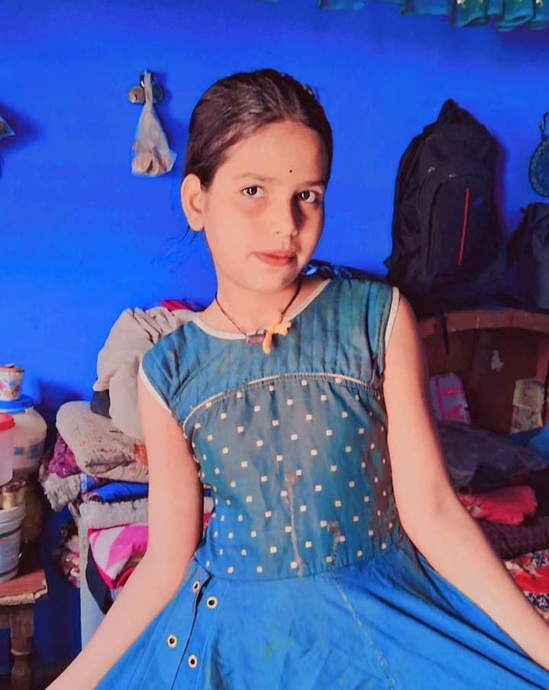 MP Tikamgarh News : झूला झूलते समय दर्दनाक हादसा, बच्ची की चोटी फंसने से सिर के सारे बाल उखड़े....