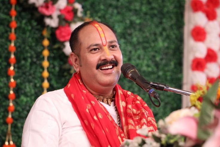 Pandit Pradip Mishra : रायपुर में शिव महापुराण कथा के दौरान यातायात व्यवस्था में बदलाव, पार्किंग और मार्ग परिवर्तन की जानकारी