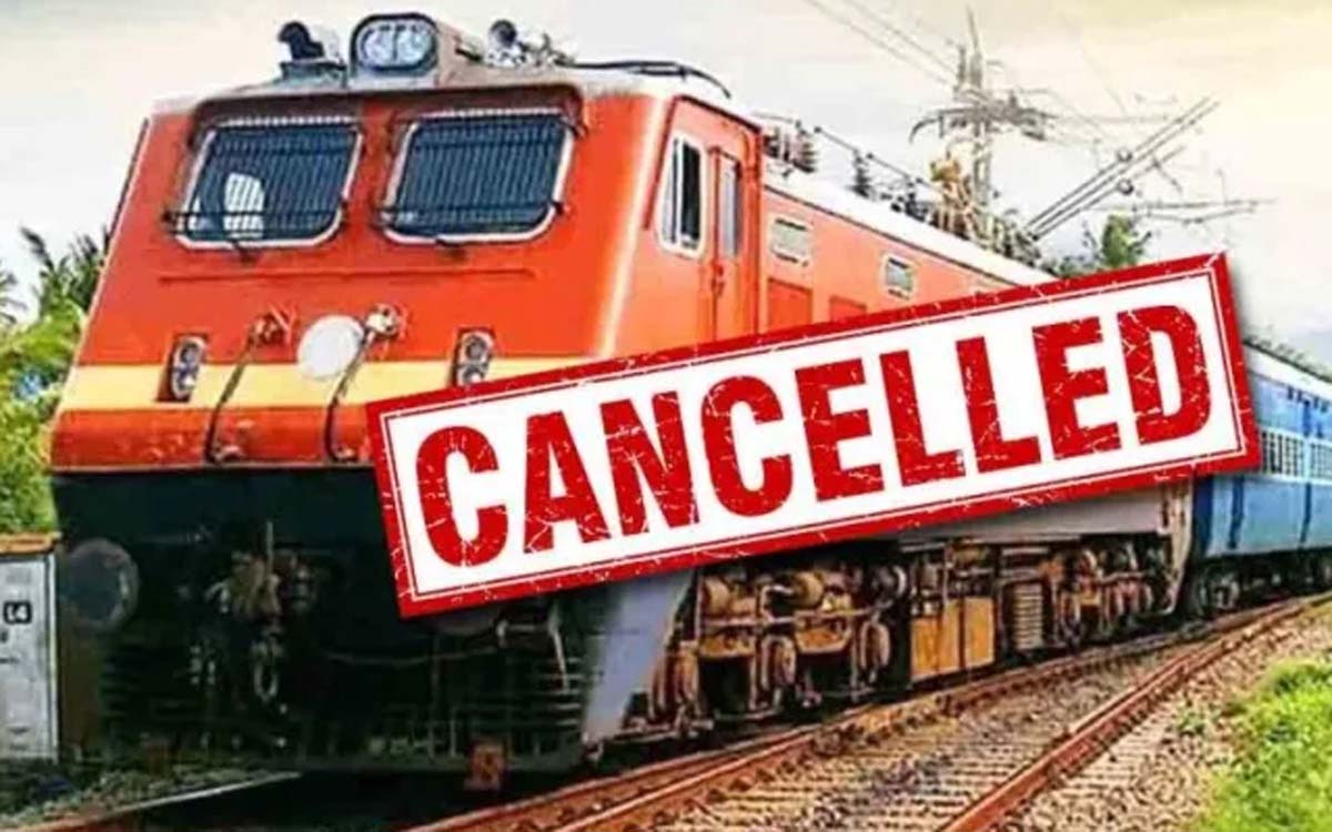 Raipur Breaking : रेल यात्रियों को बड़ा झटका, कई ट्रेनें फिर रद्द.....