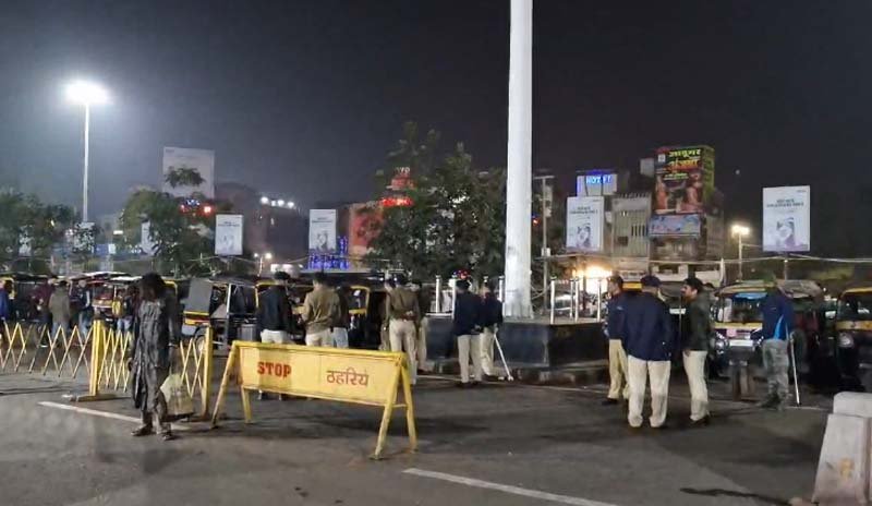 Raipur Breaking : लॉ एंड ऑर्डर सुधारने रायपुर पुलिस एक्टिव, देर रात चलाया जा रहा सरप्राइज़ चेकिंग अभियान