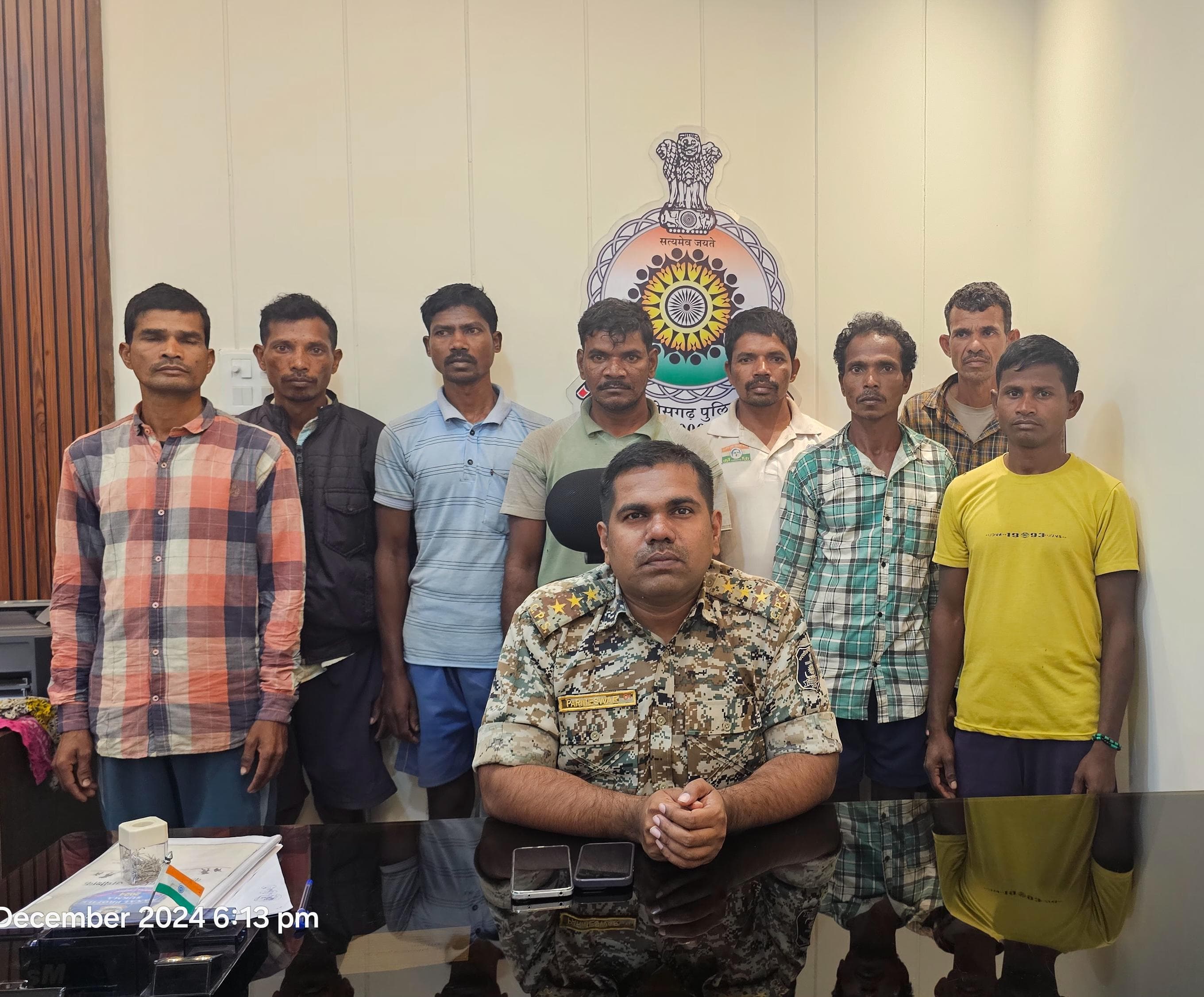 सुकमा ब्रेकिंग : सुकमा पुलिस को मिली बड़ी सफलता 9 नक्सलियों को किया गिरफ्तार..........