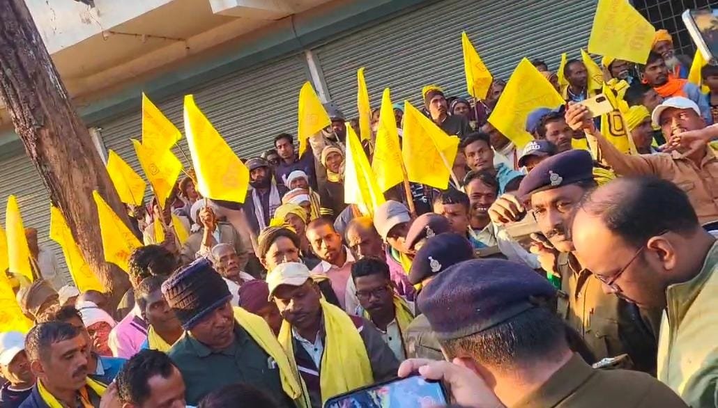 WhatsApp Image 2024-12-17 at 6.00.25 PM