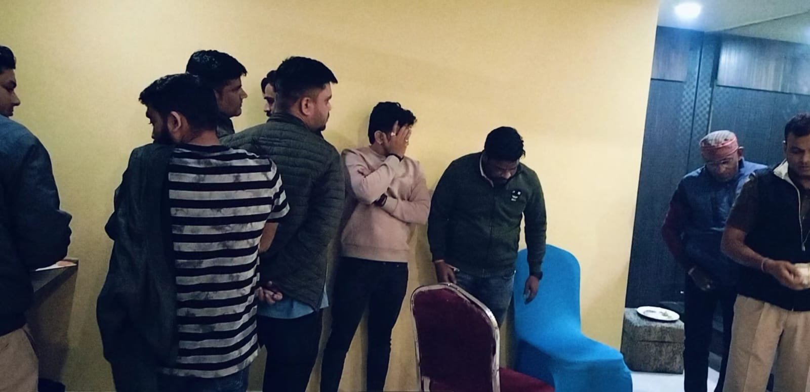10 gamblers caught gambling under the guise of birthday party in hotel, Rs 2 lakh cash seized