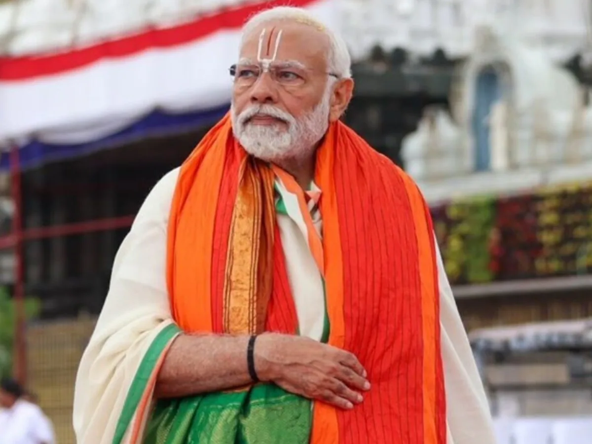 PM Modi Photos 2024 : तस्वीरों में देखें प्रधानमंत्री नरेंद्र मोदी का अद्भुत सफर और नेतृत्व...