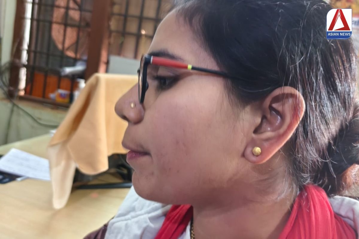 अभनपुर प्रधान पाठक ने की महिला बीईओ की पिटाई...वीडियो वायरल