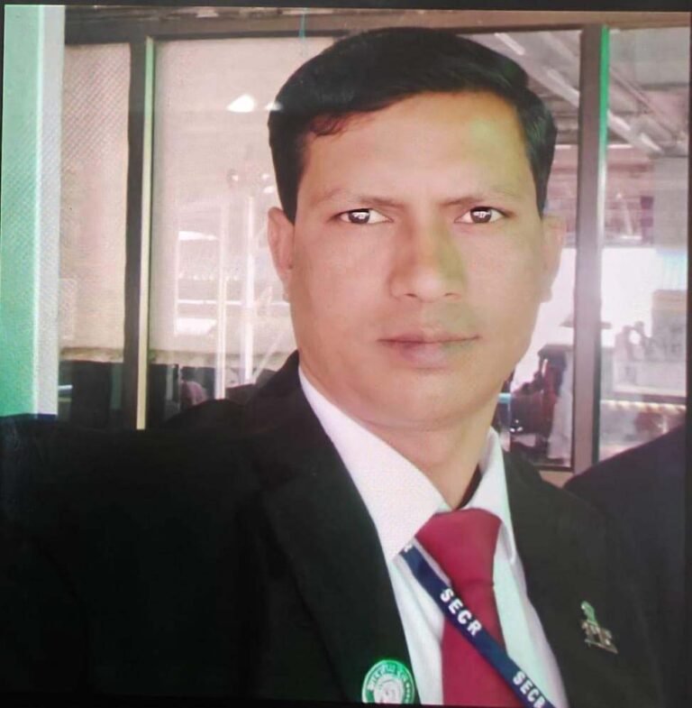 दुर्ग से विशाखापटनम जाने वाली वंदे भारत एक्सप्रेस में टीटी की संदिग्ध मौत....