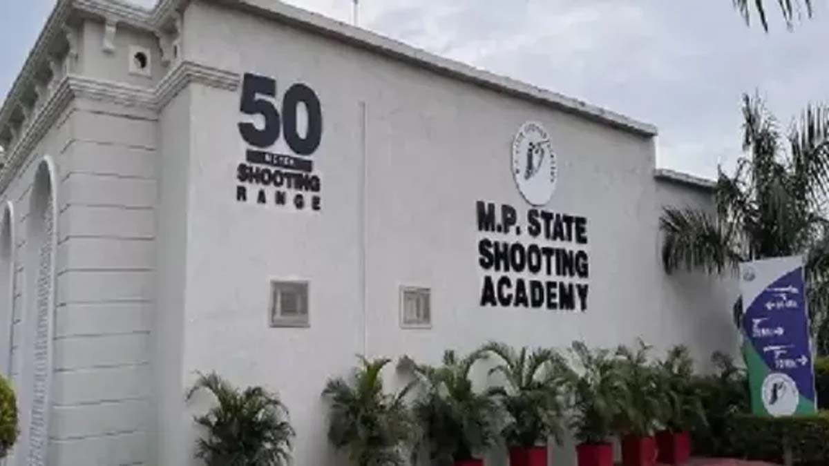 भोपाल : मप्र शूटिंग अकादमी में खिलाड़ी ने खुद को मारी गोली ....