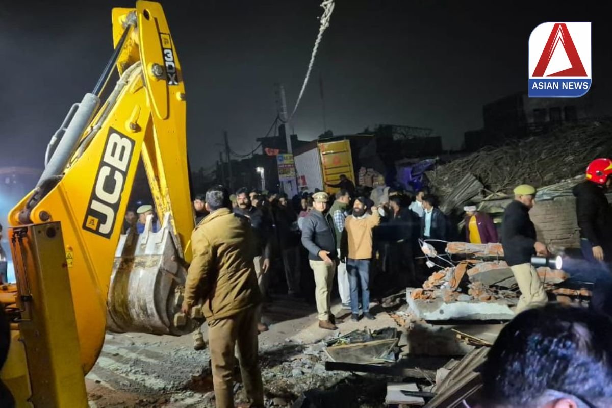 Lucknow Road Accident : तेज रफ्तार का कहर, सड़क हादसे में 3 की मौत, 5 घायल